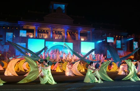 Meeresfestival Nha Trang 2013 in Zentralvietnam - ảnh 1